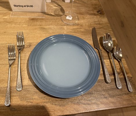 Crate & Barrel by null