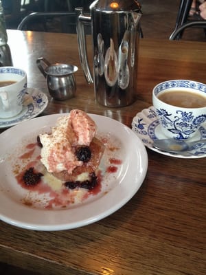 The McMillan Bar and Kitchen by null