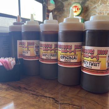 Missouri Hick Barbeque - sauces, the spicy sweet was the best - Barbeque Near Me - Cuba, Missouri