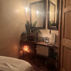 Massage at the Lake Day Spa