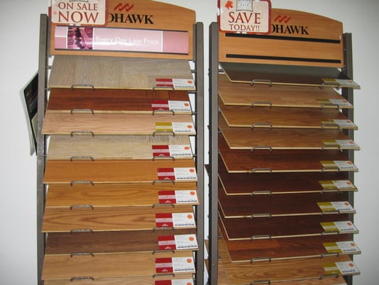 Henry's Carpet & Furniture