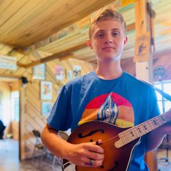 The Bluegrass Cabin