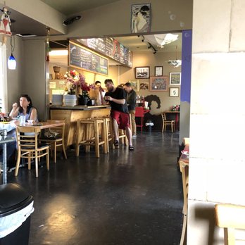 Drunken Noodle - Busy lunch hour! - Thai Near Me - Portland, Oregon