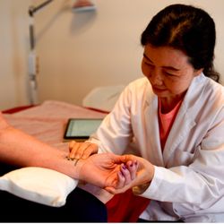 Sharing Hearts Acupuncture