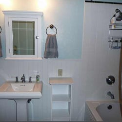 Rapid Repair and Remodel - Complete new bathroom in major home renovation.
Clean country feel. Low maintenance.