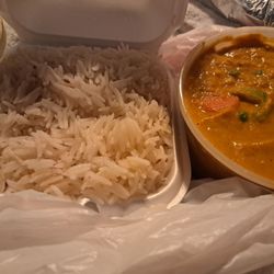 Sharma Family Meatless Kitchen - Coconut veggie korma and butter naan Veggie Coconut Korma Town Belly Butter Naan