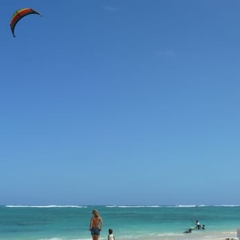 Lanikai Beach - Pretty beach! - Beaches Near Me - Kailua, Hawaii