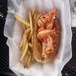 Fresh Ketch - Lobster roll hot