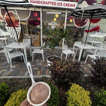 Mayday Ice Cream - Session Chocolate - Ice Cream & Frozen Yogurt Near Me - Jacksonville, Florida Mayday Ice Cream - Session Chocolate - Ice Cream & Frozen Yogurt Near Me - Jacksonville, Florida