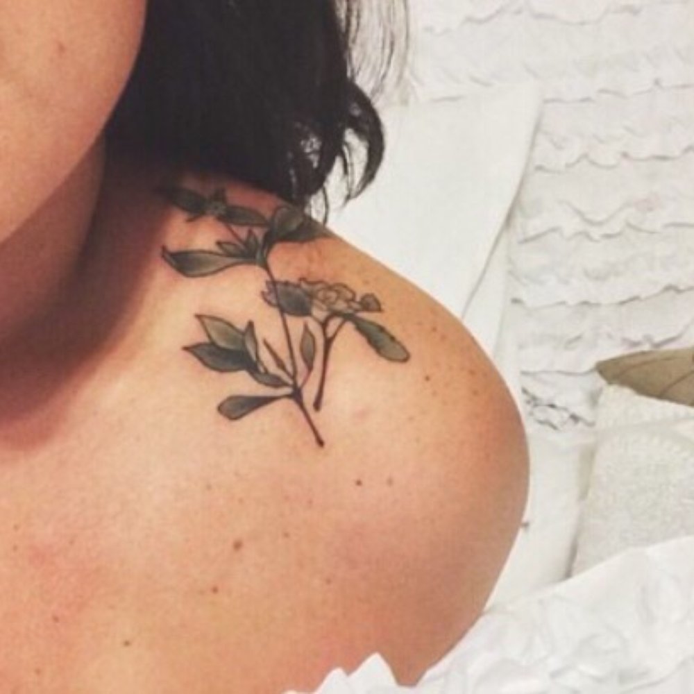 Ocho Placas Tattoos - Wildflower by Pooka - Tattoo Near Me - Miami, Florida
