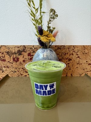 Day Made Kaffe Bar by null