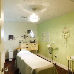 Exuviate Esthetics