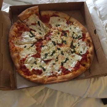La Forchetta - Margherita pizza - Italian Near Me - Stuart, Florida La Forchetta - Margherita pizza - Italian Near Me - Stuart, Florida