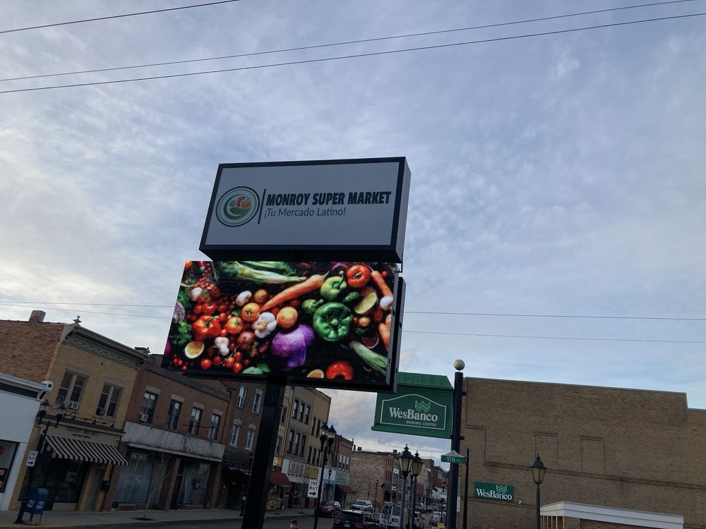 Monroy Supermarket