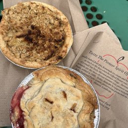 Apple crumble (3.5/5) love the filling, crust was very lacklustre. Cherry (2/5), just not a big fan of maraschino cherries Apple crumble (3.5/5) love the filling, crust was very lacklustre. Cherry (2/5), just not a big fan of maraschino cherries