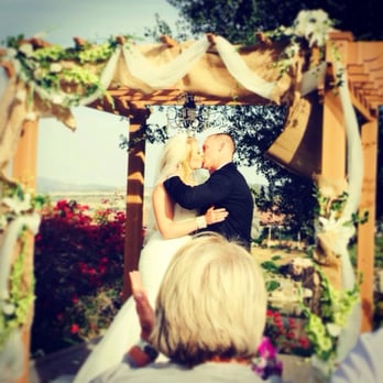 AAA Florist - Floral for my gazebo. - Florists Near Me - Corona, California