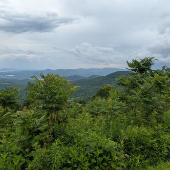 Blue Ridge Parkway - Hiking Near Me - Deep Gap, North Carolina Blue Ridge Parkway - Hiking Near Me - Deep Gap, North Carolina