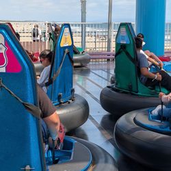Santa Monica Boardwalk - Bummer cars