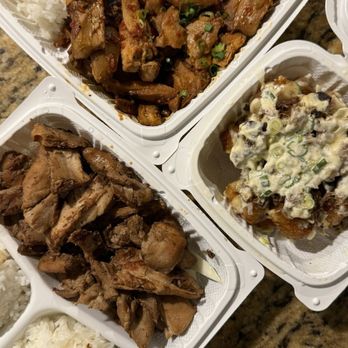 Got Plate Lunch - spicy bbq chicken, bbq chicken, and kalua tots! - Hawaiian Near Me - Benicia, California Got Plate Lunch - spicy bbq chicken, bbq chicken, and kalua tots! - Hawaiian Near Me - Benicia, California