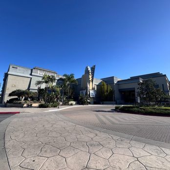 Regal Edwards - Outside - Cinema Near Me - South Gate, California