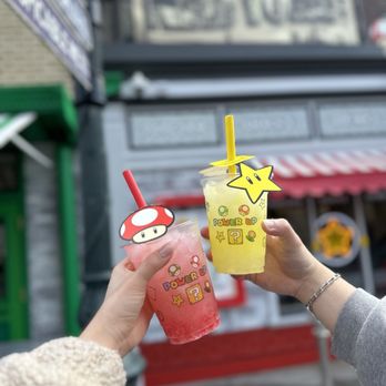 Power Up Cafe - super mushroom fizz and super star fizz - Themed Cafes Near Me - Universal City, California