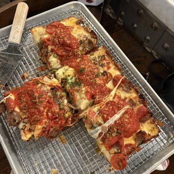 Bronx House Pizza - Soooooo good - Pizza Near Me - Ponte Vedra Beach, Florida Bronx House Pizza - Soooooo good - Pizza Near Me - Ponte Vedra Beach, Florida
