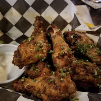 Old Major - Jerk wings - Cocktail Bars Near Me - Baltimore, Maryland