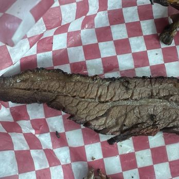 Red Lion BBQ - Brisket. You could see at the end very dry. It's been sitting for a while. - Barbeque Near Me - Stuart, Florida