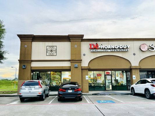 De Hoang Duy by null