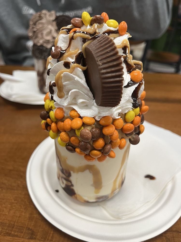 THE CRAZY MASON MILKSHAKE BAR 28 Photos & 11 Reviews 5965 Thunder