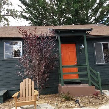 Noon Lodge at Mallard Bay - Big Bear Lake, CA