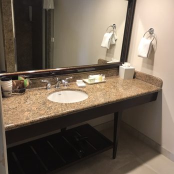 Best Western Plus Island Palms Hotel & Marina - Bathroom - San Diego, CA