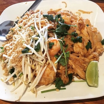 Jasmine Thai Restaurant - Chicken & Shrimp Pad Thai - Thai Near Me - Tonawanda, New York Jasmine Thai Restaurant - Chicken & Shrimp Pad Thai - Thai Near Me - Tonawanda, New York