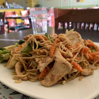 THAI PEPPER - Pad see eiw with chicken - Thai Near Me - Sun Valley, California THAI PEPPER - Pad see eiw with chicken - Thai Near Me - Sun Valley, California