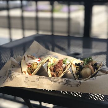 COMO - Hand made corn tortilla tacos - Mexican Near Me - Truckee, California