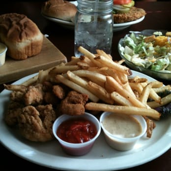 Country Cupboard - New American Near Me - Jamesport, Missouri