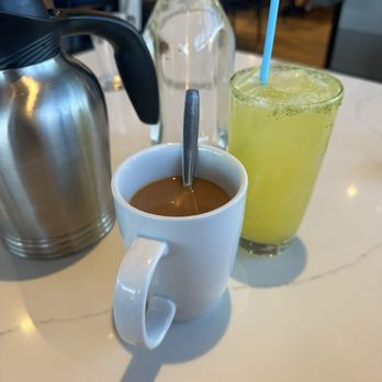 First Watch - Coffee and a pineapple drink - Breakfast & Brunch Near Me - Henderson, Nevada