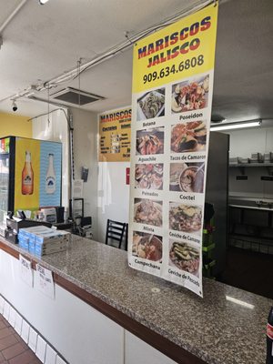 Mariscos Jalisco by null
