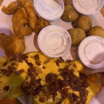 Texas Roadhouse - Potato skins, boneless wings, rattlesnake bites - Steakhouses Near Me - Everett, Massachusetts