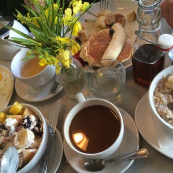 Five Leaves - Five people squeezed into a table for four, no room for food on the table - New American Near Me - Brooklyn, New York Five Leaves - Five people squeezed into a table for four, no room for food on the table - New American Near Me - Brooklyn, New York