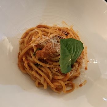 Mi Piace - Bucatini Pomodoro - Italian Near Me - Pasadena, California Mi Piace - Bucatini Pomodoro - Italian Near Me - Pasadena, California