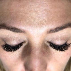 Lasheri Lash Lounge