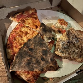 Peppi’s Pizza - A box full a bad experience - Pizza Near Me - Miami, Florida