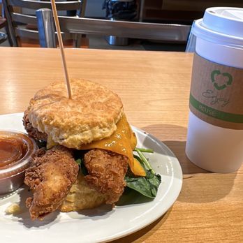 Maple Street Biscuit Company - Breakfast & Brunch Near Me - Kennesaw, Georgia