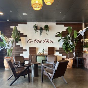 Ca Phe Phin - Sitting area - Coffee & Tea Near Me - Sacramento, California Ca Phe Phin - Sitting area - Coffee & Tea Near Me - Sacramento, California