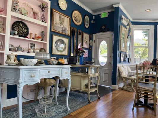 By the Teashore by null