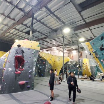 LA Boulders - Rock Climbing Near Me - Los Angeles, California LA Boulders - Rock Climbing Near Me - Los Angeles, California