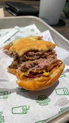 Shake Shack Mary Brickell Village by null