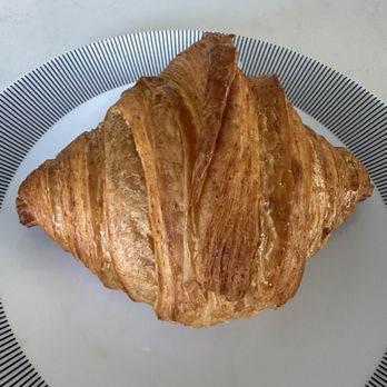 Petitgrain Boulangerie - Plain Croissant - Bakeries Near Me - Santa Monica, California Petitgrain Boulangerie - Plain Croissant - Bakeries Near Me - Santa Monica, California