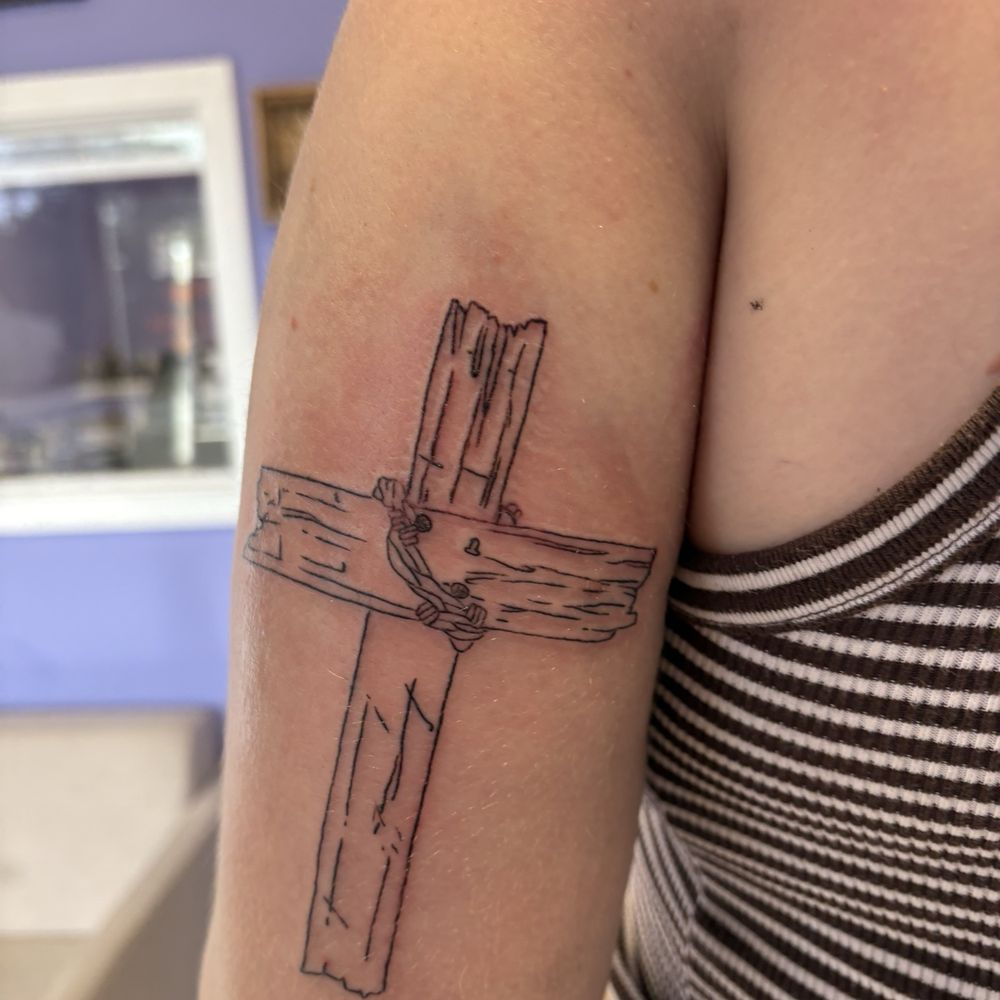 Tattoos, Piercings and Pumping: How Body Modifications Can Be Revolutionary, image size:1000x1000